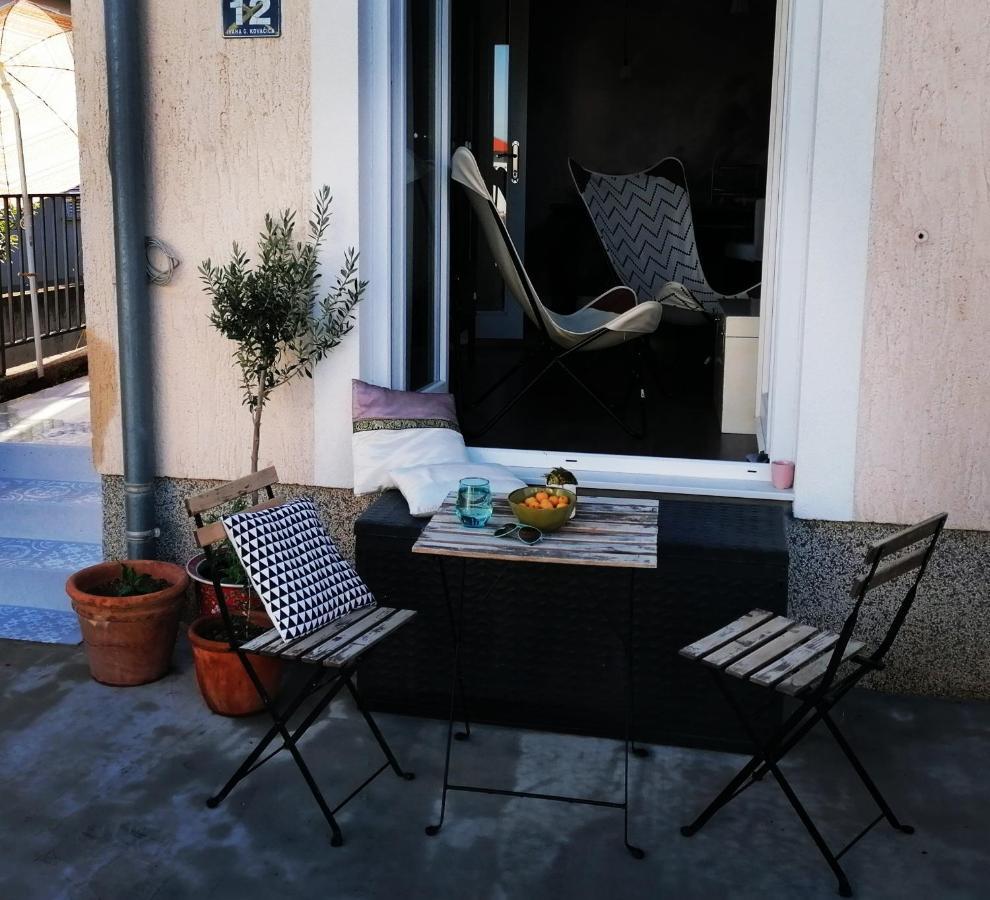 Haeuschen Am Meer Vodice Buitenkant foto